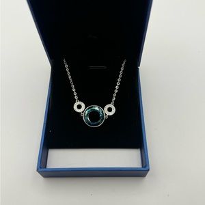 404-MMT Eleshow New 9 Inch Bermuda Blue Setting With Swavorski Style Bracelet.